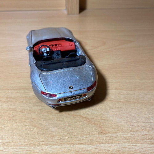 BMW Z8 miniature used in moderate condition