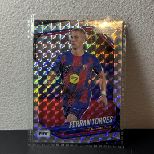Ferran Torres Silver Mosaic Panini Prizm 2025/26 Card new