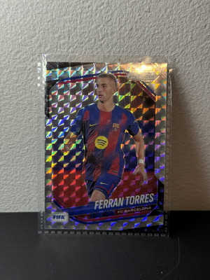 Ferran Torres Silver Mosaic Panini Prizm 2025/26 Card new