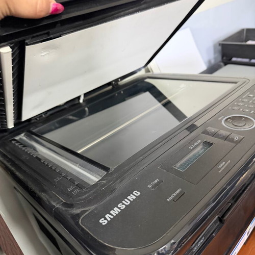 Samsung Printer SCX 4623F used with slightly broken base, fully functional