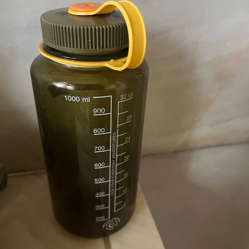 Nalgene water bottle 1lt like new