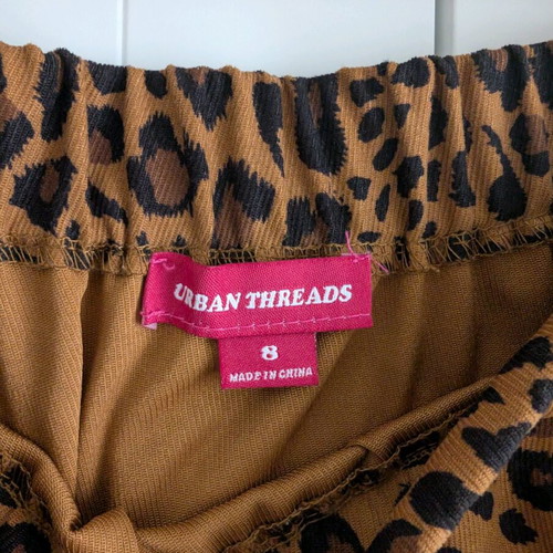 Mini leopard skirt like new Urban Threads