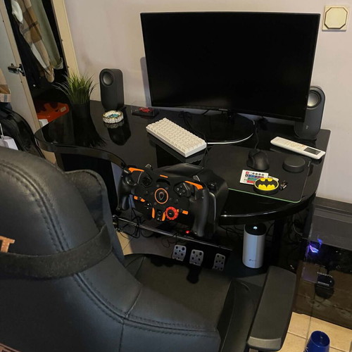 Logitech G29 racing wheel for PlayStation 5