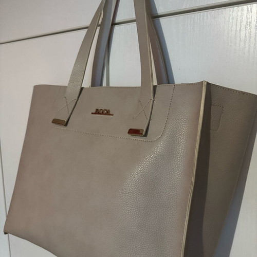 Doca shoulder bag like new, beige and gray with pouch and strap