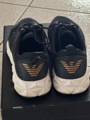 Emporio Armani athletic shoes used, size 40 and 2/3, black
