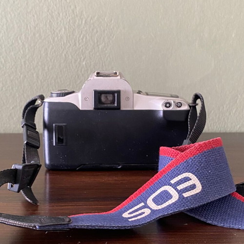 Canon EOS 300 (Rebel 2000) SLR camera body used