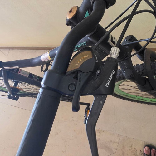 Genesis Mountain Bike Aluminum USA Model, Used, 27" 21 Speed