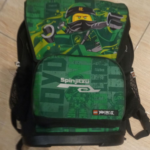 Ninjago school bag used, zipper needs replacement
