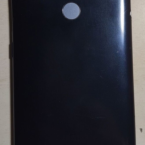Xiaomi Redmi S2 used with broken screen and battery cover