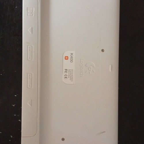 Logitech K400 keyboard and mouse combo like new