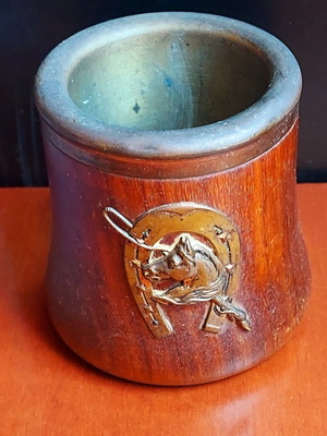 Vintage wooden desk decoration like new with metal details