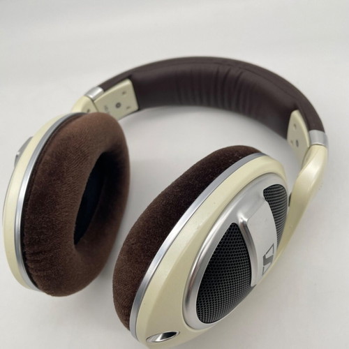 Sennheiser HD-599 Premium Headband Headphone like new, wired