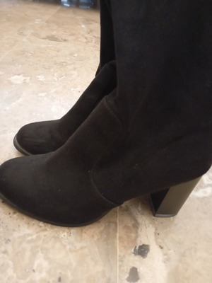 Marks & Spencer knee-high boots size 39 like new, black