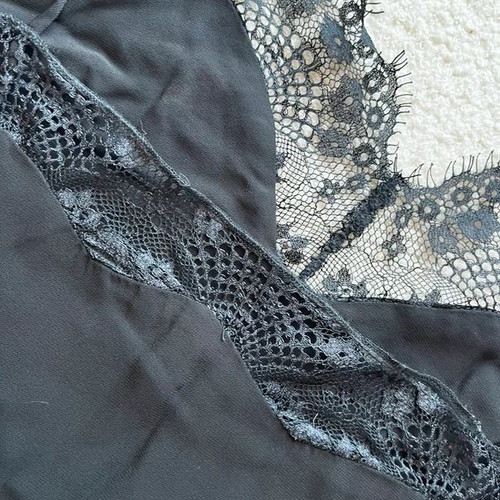 Zara cropped black sleeveless top used with lace and side zipper