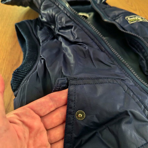 Mandarino sleeveless jacket with hood for 3-4 years old, like new