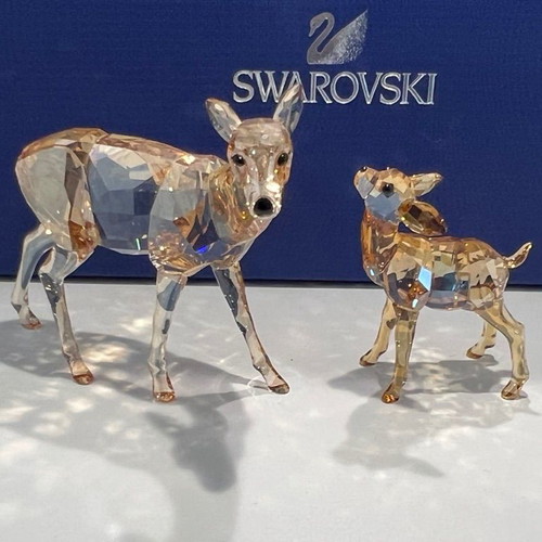 Swarovski ελαφίνα μαμά με το ελαφάκι της καινούργιο