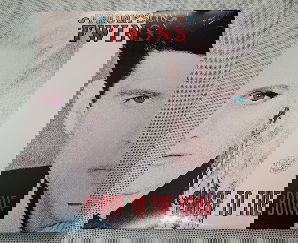 Thompson Twins – Close To The Bone  LP US