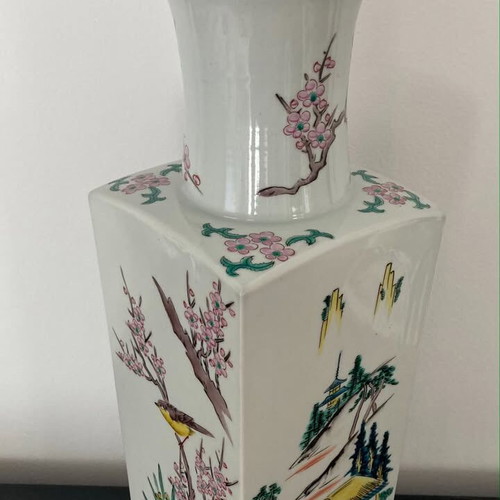 Porcelain Japanese antique vase handmade very large like new