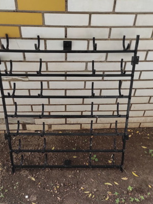 Wine rack wall stand used, black solid metal for 14 bottles