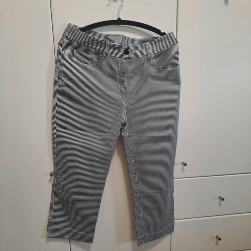 VS Capri pants used, multicolor, size 48