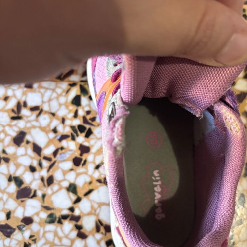 Garvalin kids' athletic shoes sizes 24 and 25 used, multicolor with defects