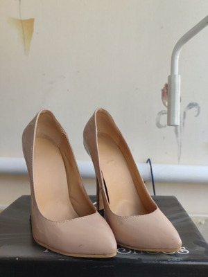 Women's high heel pumps size 35, like new, beige