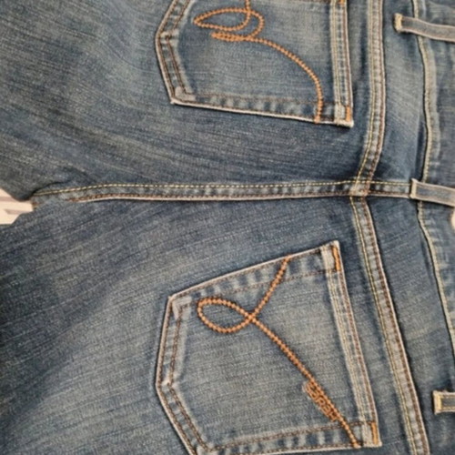 Sarah Lawrence women's blue jeans like new, size S