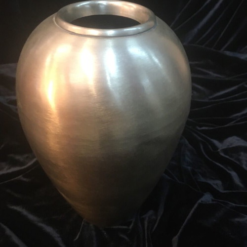 Iron vase used