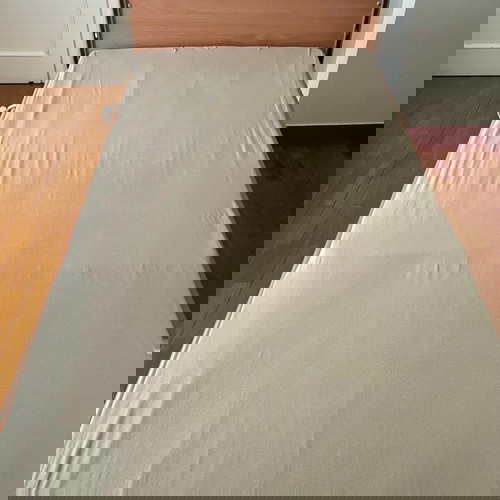 Νοσοκομειακό ηλεκτρικό κρεβάτι και αμαξίδιο μπάνιου σαν καινούργιο