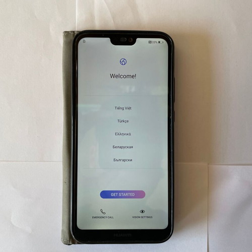 Huawei P20 Lite 4GB/64GB μεταχειρισμένο, μαύρο, με κίτρινη γραμμή στην οθόνη