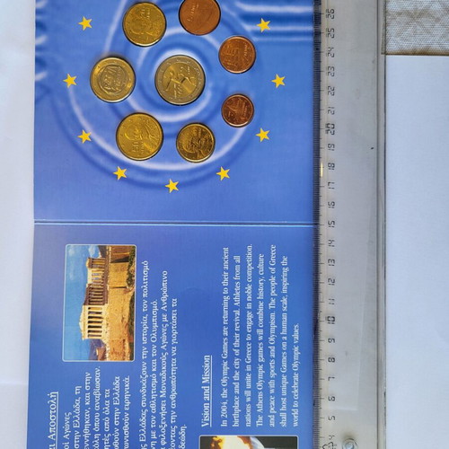 Official Greece Euro Set Athens 2004 with Commemorative 2€ Coin