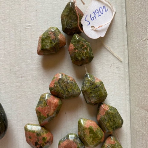 Semi-precious stones new, processed and drilled