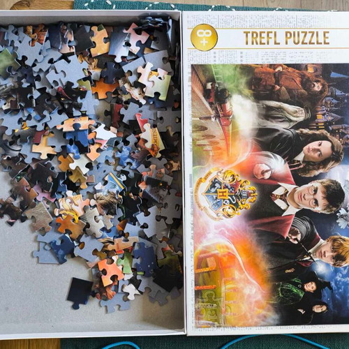 Harry Potter puzzle 300 pieces like new