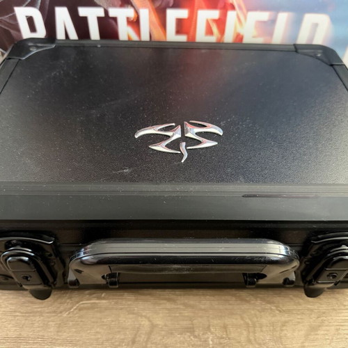 Hitman 2 Collector Edition new without game and metal case