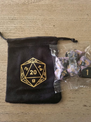 Dice set 7pcs pink black with pouch for Dungeons and Dragons RPG like new