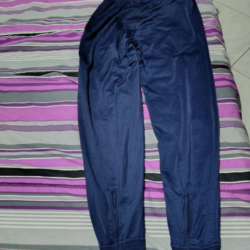 Givova tracksuit medium used, blue with leg zippers