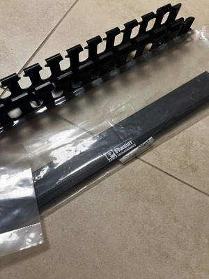 Panduit cable guide new