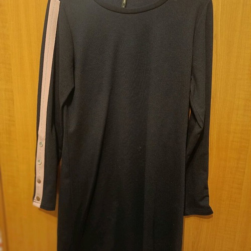 Only dress dark blue with pink stripe and buttons like new, size M