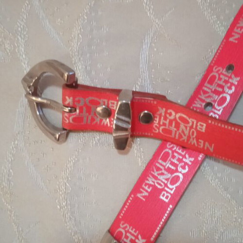 Kids belt used, size 90, red