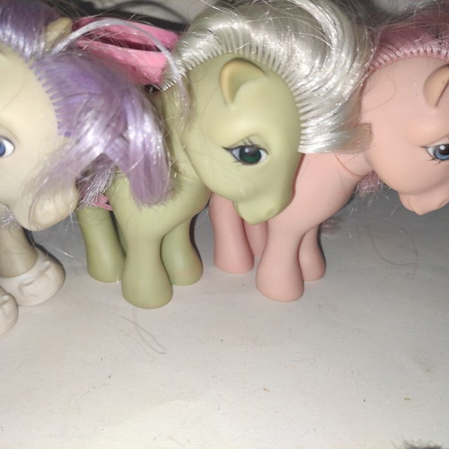 My Little Pony El Greco Blue Belle, Minty, Cotton Candy & accessories pack used