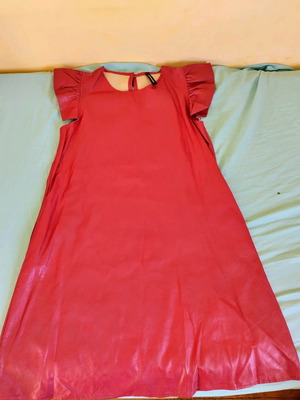 Italian dress made of burgundy leather used, size medium