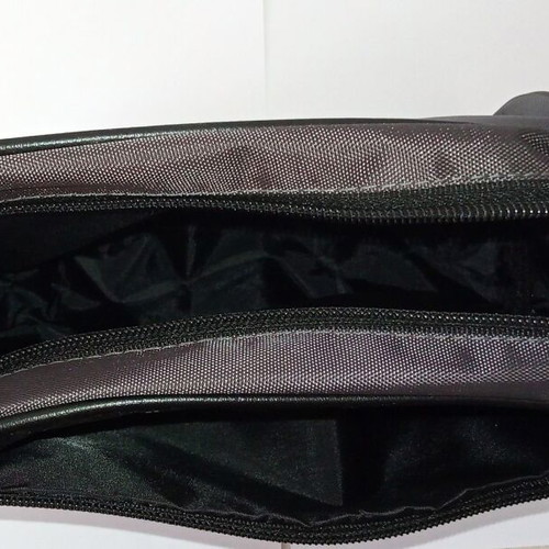 Toiletry bag black/dark green like new