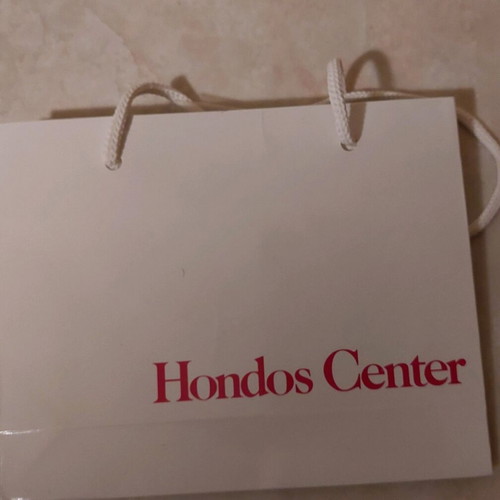 Hondos Center and Attica gift bags like new, small paper