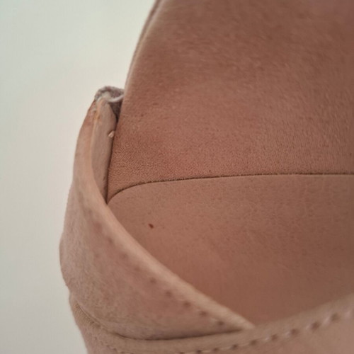 Voi & Noi Nude Powder Heeled Sandals Size 40, Like New