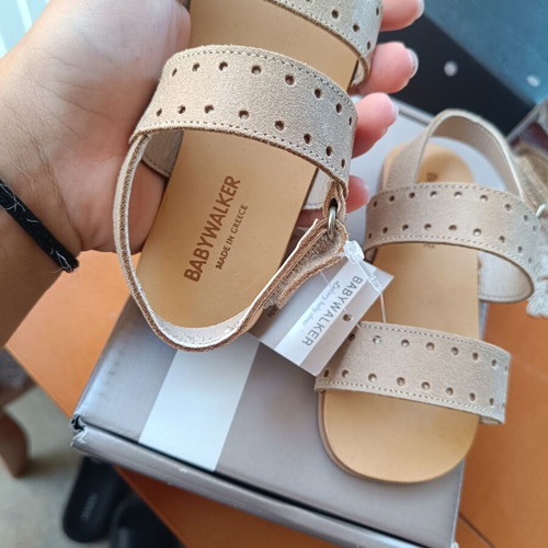 Babywalker sandals new, size 22