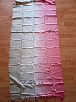 Large 100% Pashmina scarf like new, pink and beige