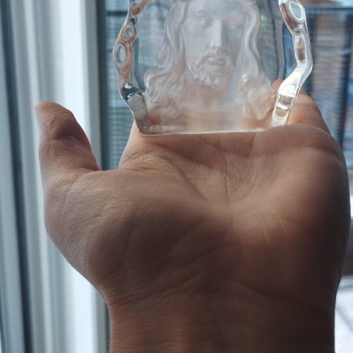 Crystal paperweight with Jesus face decoration