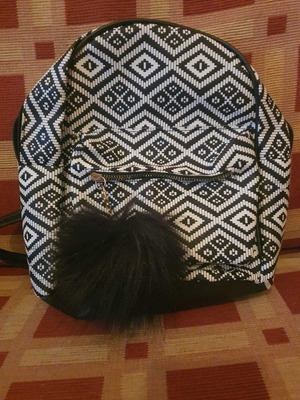 Τσαντάκι πλάτης καινούργιο