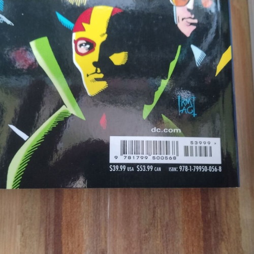 Justice League International TPB Expanded Edition Volumes 1 and 2 like new
