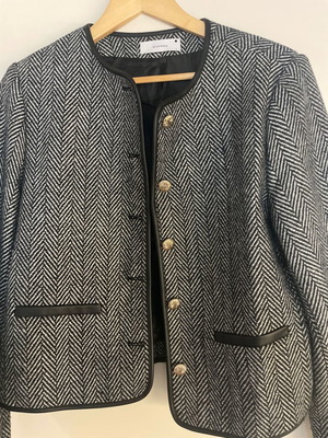 Knitted jacket with leather Reserved size Large used